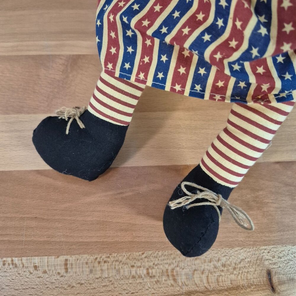 Vintage Raggedy Ann Sitting Doll With Patriotic Outfit Red Yarn Hair Doll 18" - Picture 6 of 6